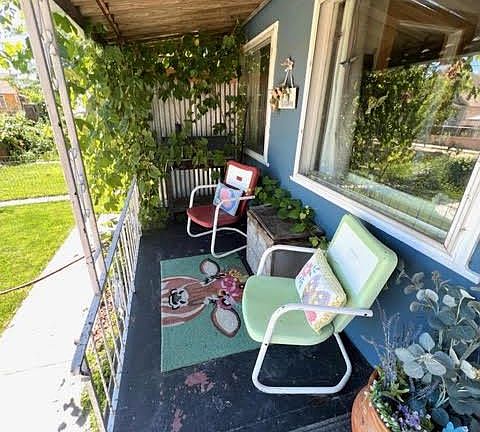 3rd image of 316 E Corona Ave