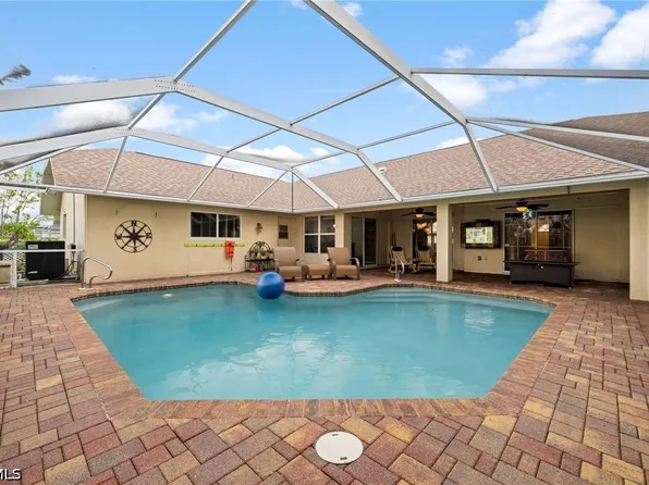 411 SE 17th St, Cape Coral, FL 33990