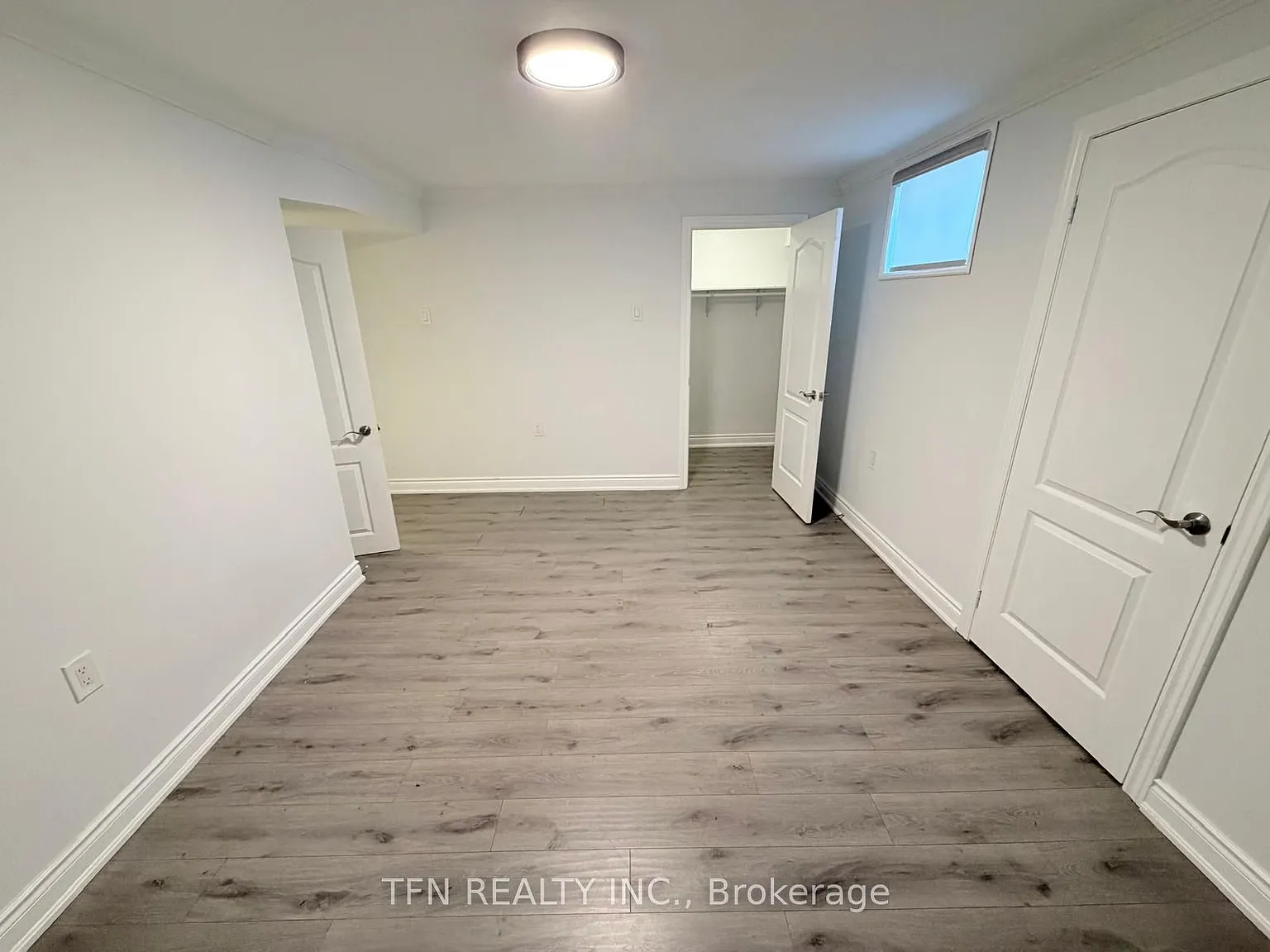 2 bed, $1,900 — Photo 3