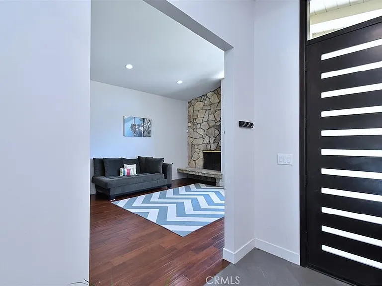 4347 Coronet Dr — Photo 12