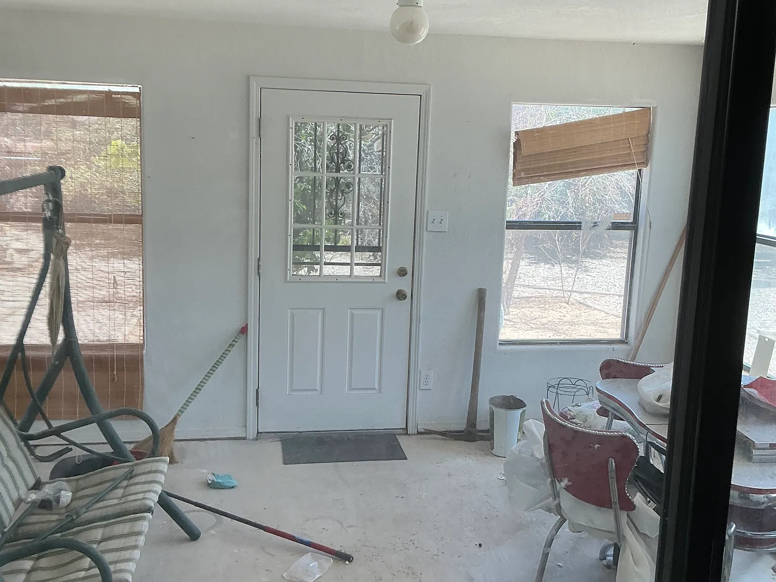 3 bed, 1385 sqft, $1,900 — Photo 2