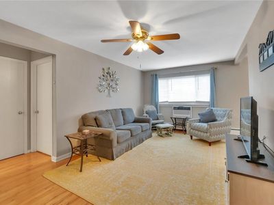 2345 Palmer Avenue #3D, New Rochelle, NY, 10801