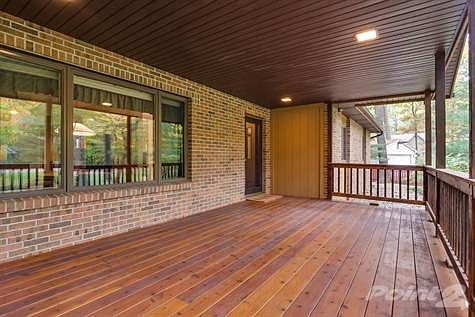 50705 Tecumesh Dr Granger IN-large-005-Large Front Porch-1500x1000-72dpi