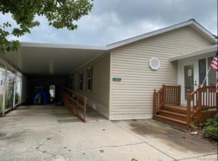 577 Blue Lake Ct, Kimball, MI