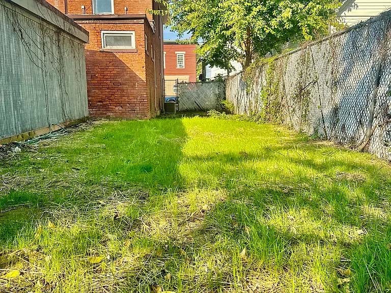 5200 Hunter Ave #1 — Photo 1