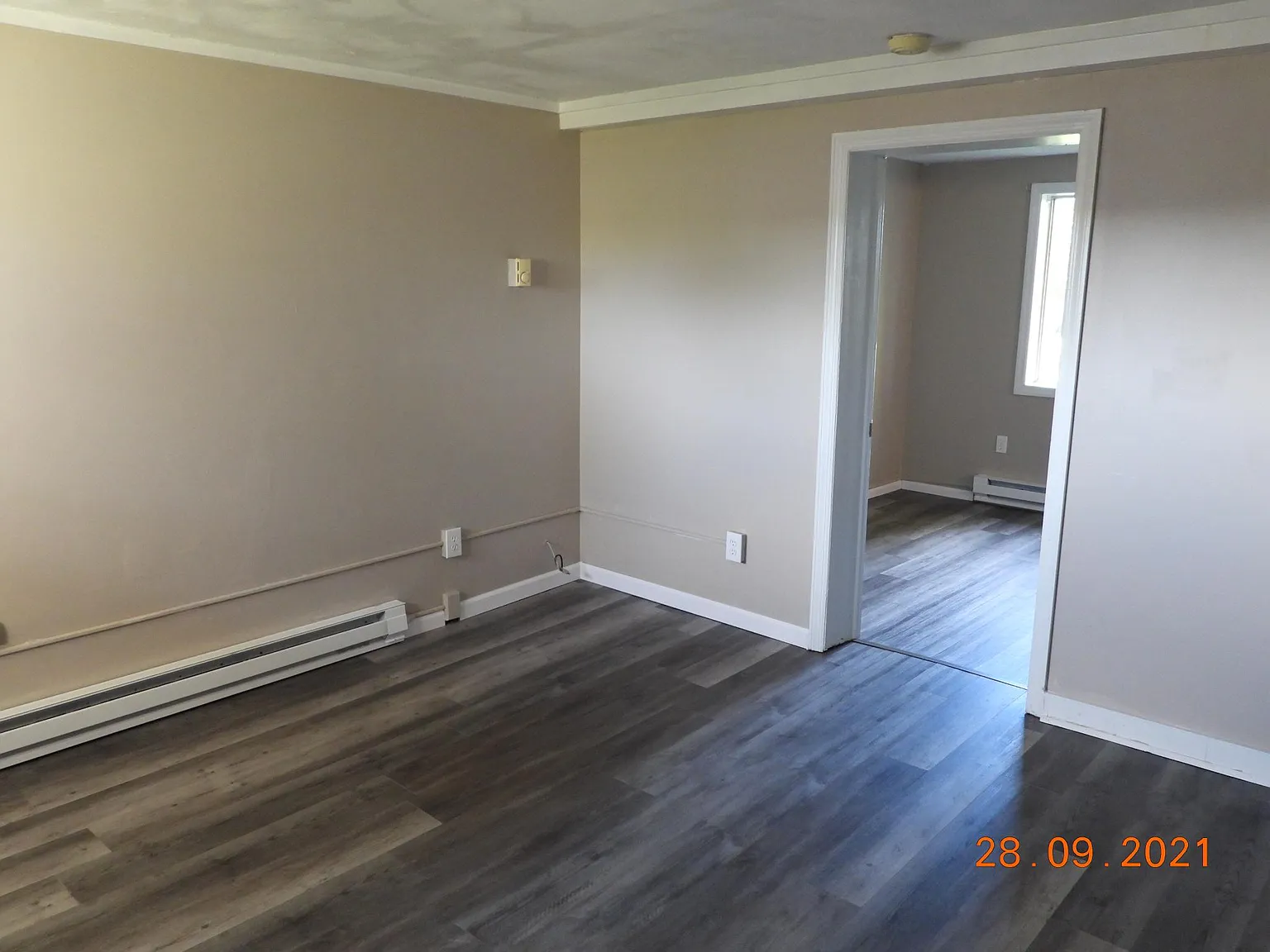2 bed, 900 sqft, $1,325 — Photo 3