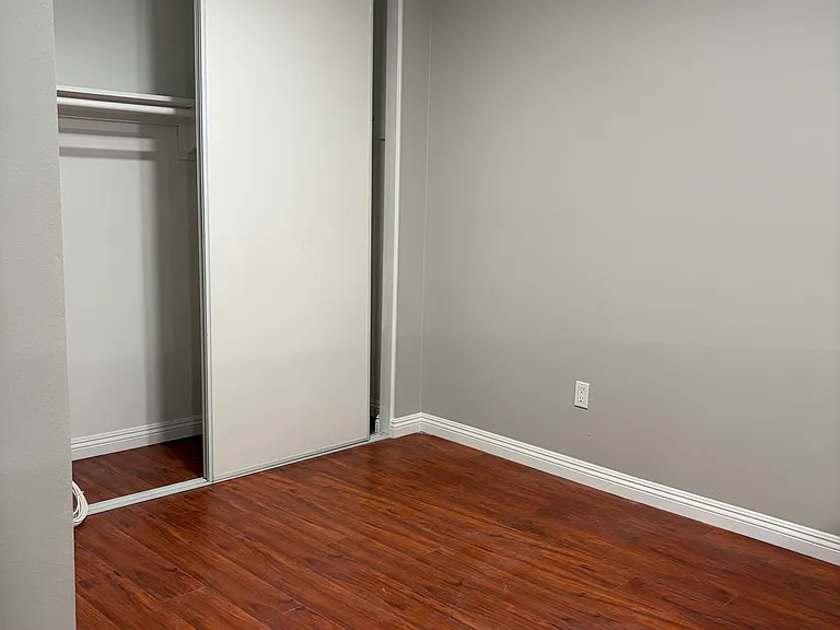 1404 N Tustin Ave #Y3 — Photo 5