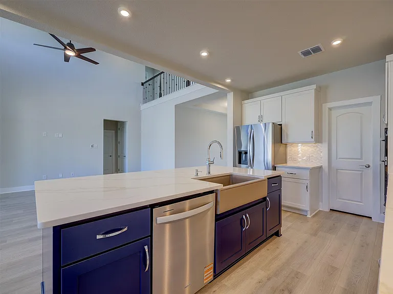 1929 Montella Way — Photo 16