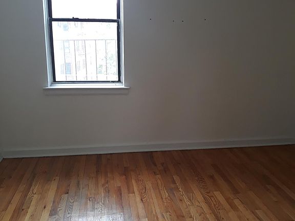 4th image of 41 Amberson Ave #4C