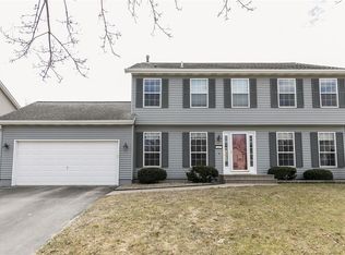 1607 Fox Trail Dr NE, Cedar Rapids, IA 52402