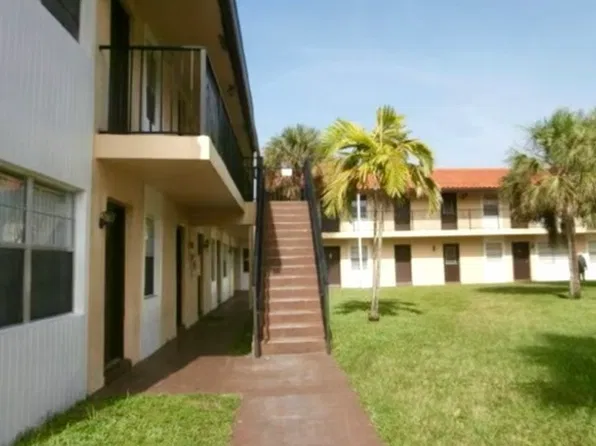 1201 SW 52nd Ave, Pompano Beach, FL