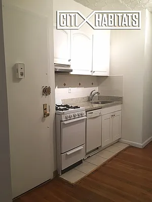 Rented by Citi Habitats | media 32