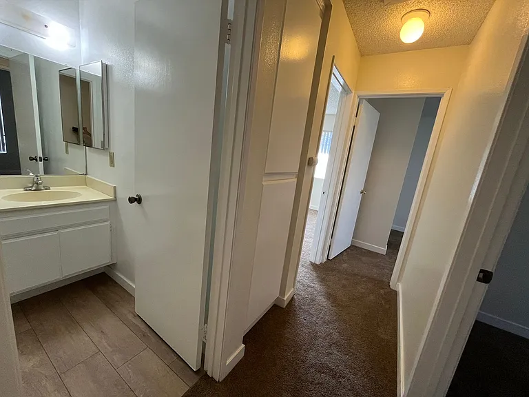 616 Summerwood Ln — Photo 12