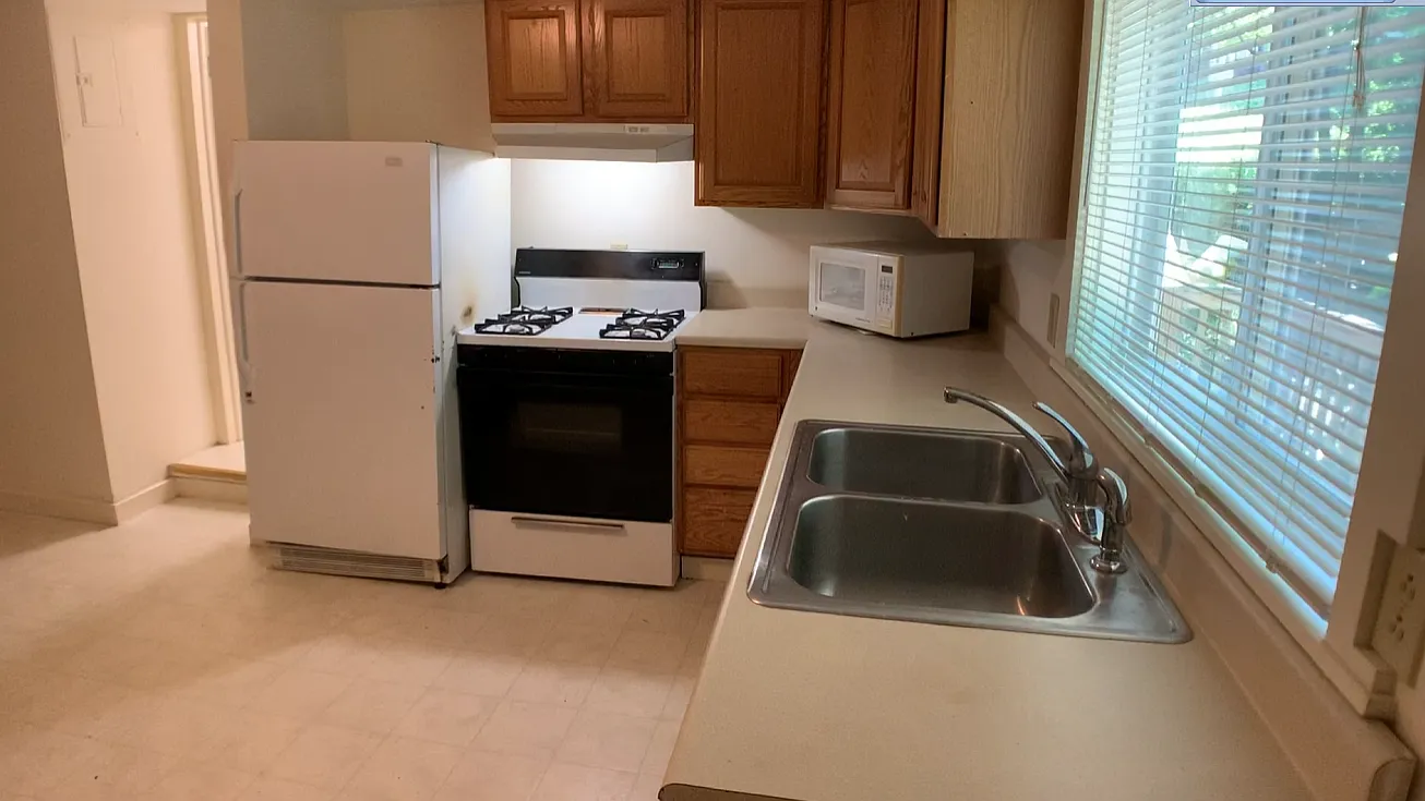114 Highland Place - 1 — Photo 3