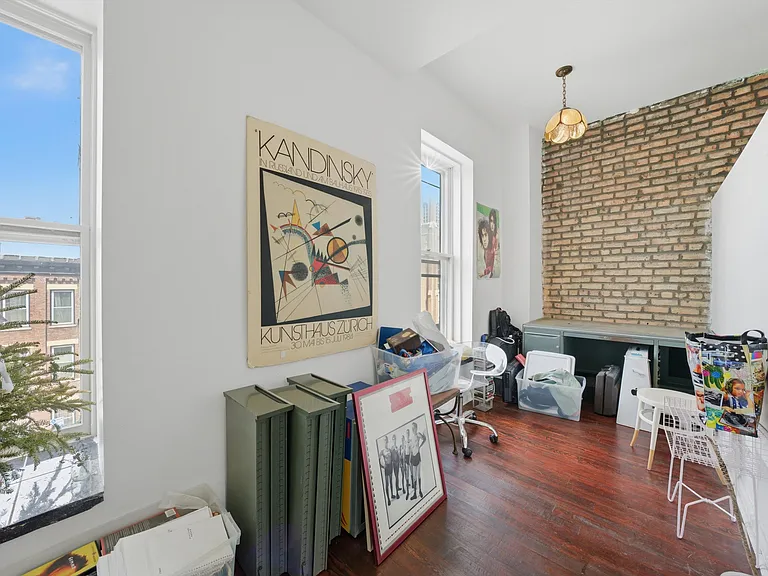 903 W 19th St #3 — Photo 4