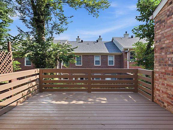 2nd image of 129 Matthew Ln #129