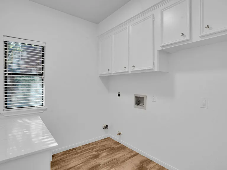 12411 Exbury Ct — Photo 13