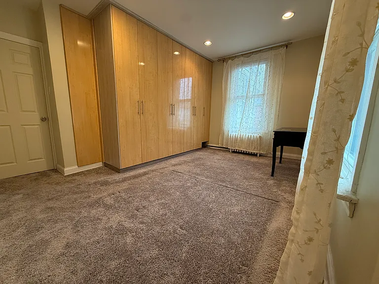 3735 Oceanic Ave #2F — Photo 6
