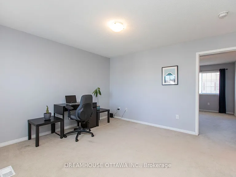 158 Patriot Pl — Photo 24