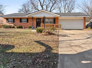 408 Dyer St, Springdale, AR 72762