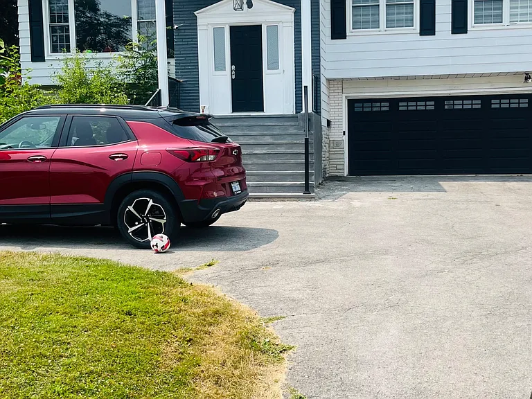431 Niagara Blvd — Photo 5