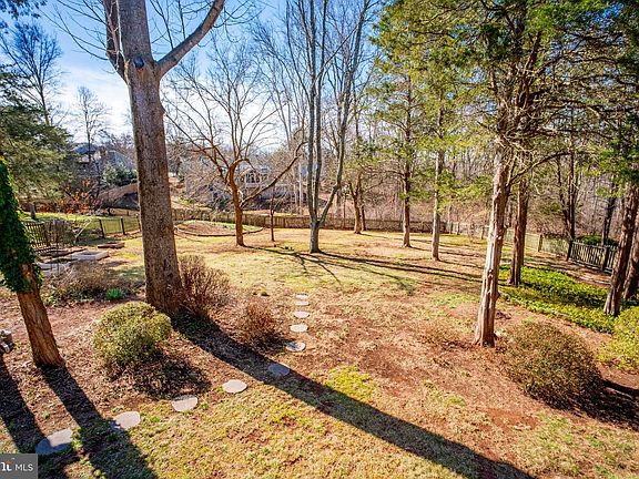 5th image of 12211 Sugar Creek Ct