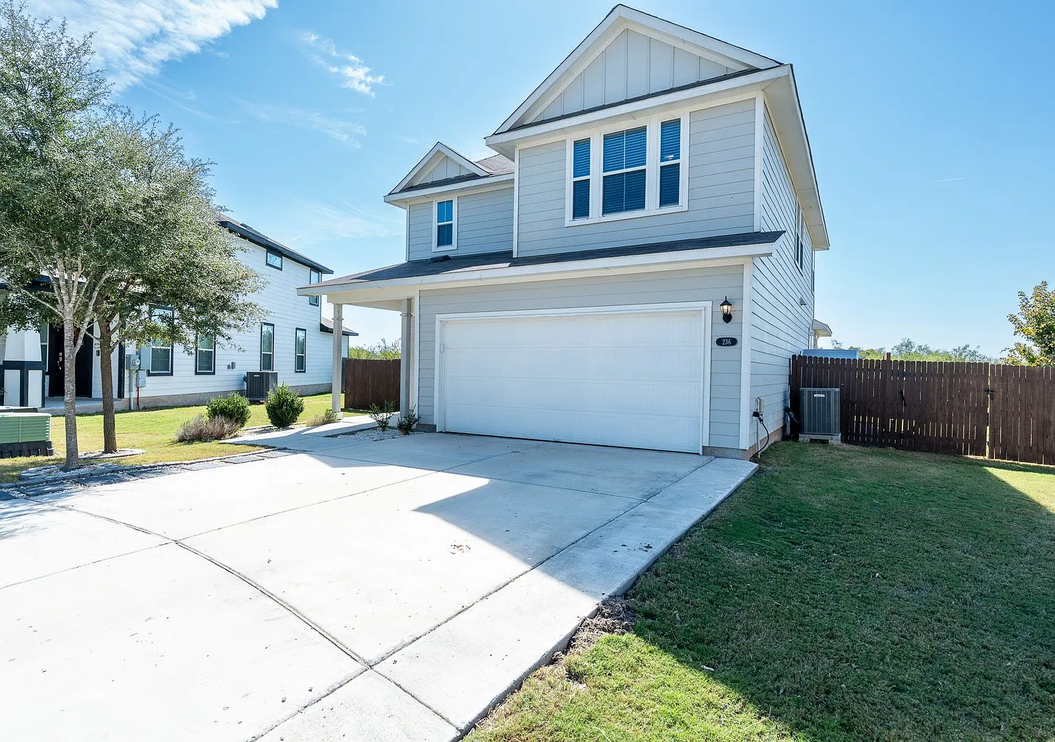 236 Blue Agate Ct, Jarrell, Texas 76537 — Photo 2
