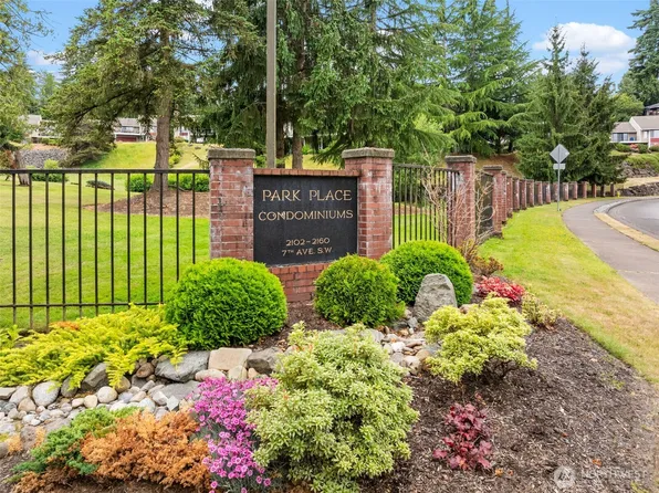 2104 7th Avenue SW, Puyallup, WA 98371