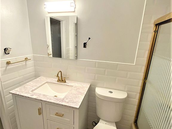 2nd image of 14901 84th St Floor 2