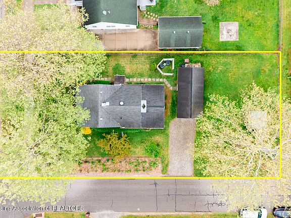 2nd image of 3129 Birch Row Dr