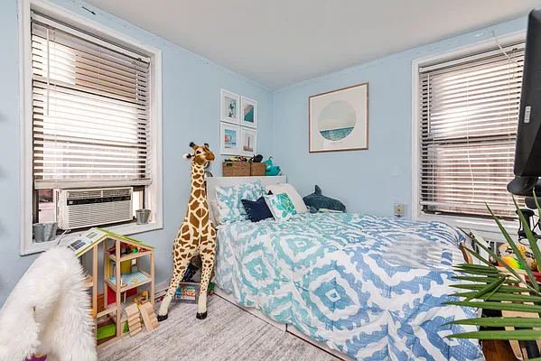 Sold by Keller Williams Realty NYC Group | media 25