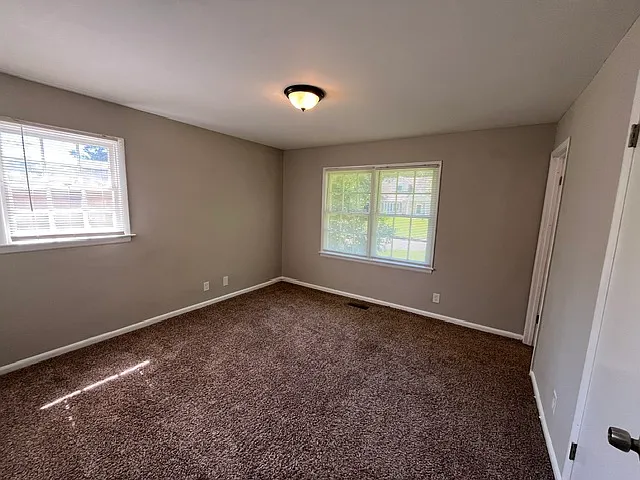 2293 Arrowwood Dr — Photo 18