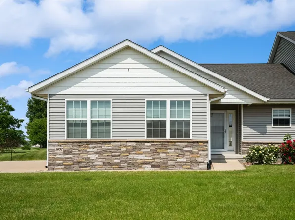3092 Sherwood Dr, Marion, IA 52302
