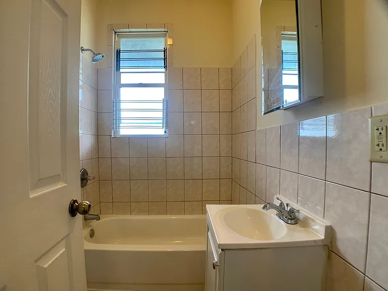 600 Two Christiana 3338 #44 — Photo 19