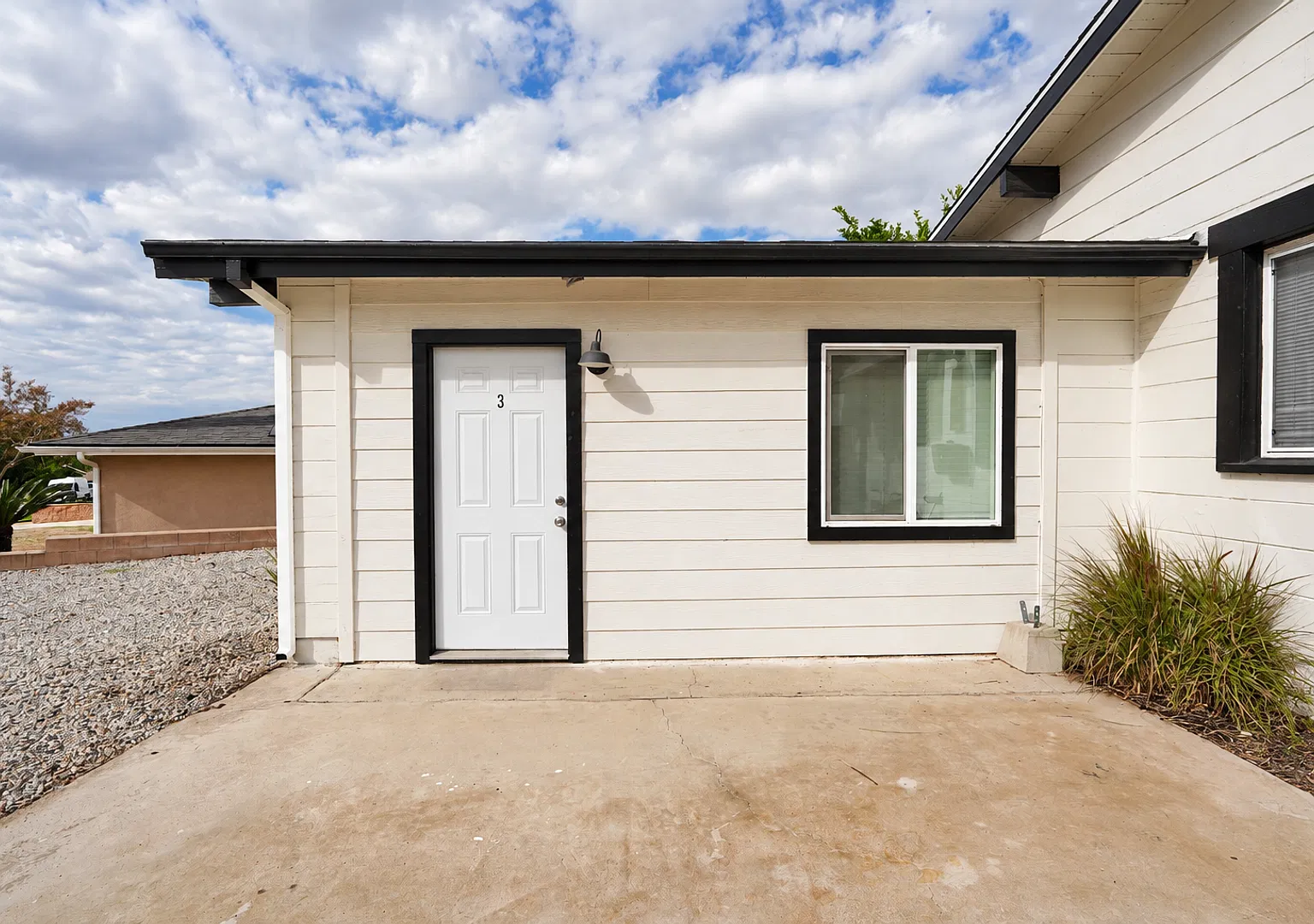 719 Esther Way — Photo 1