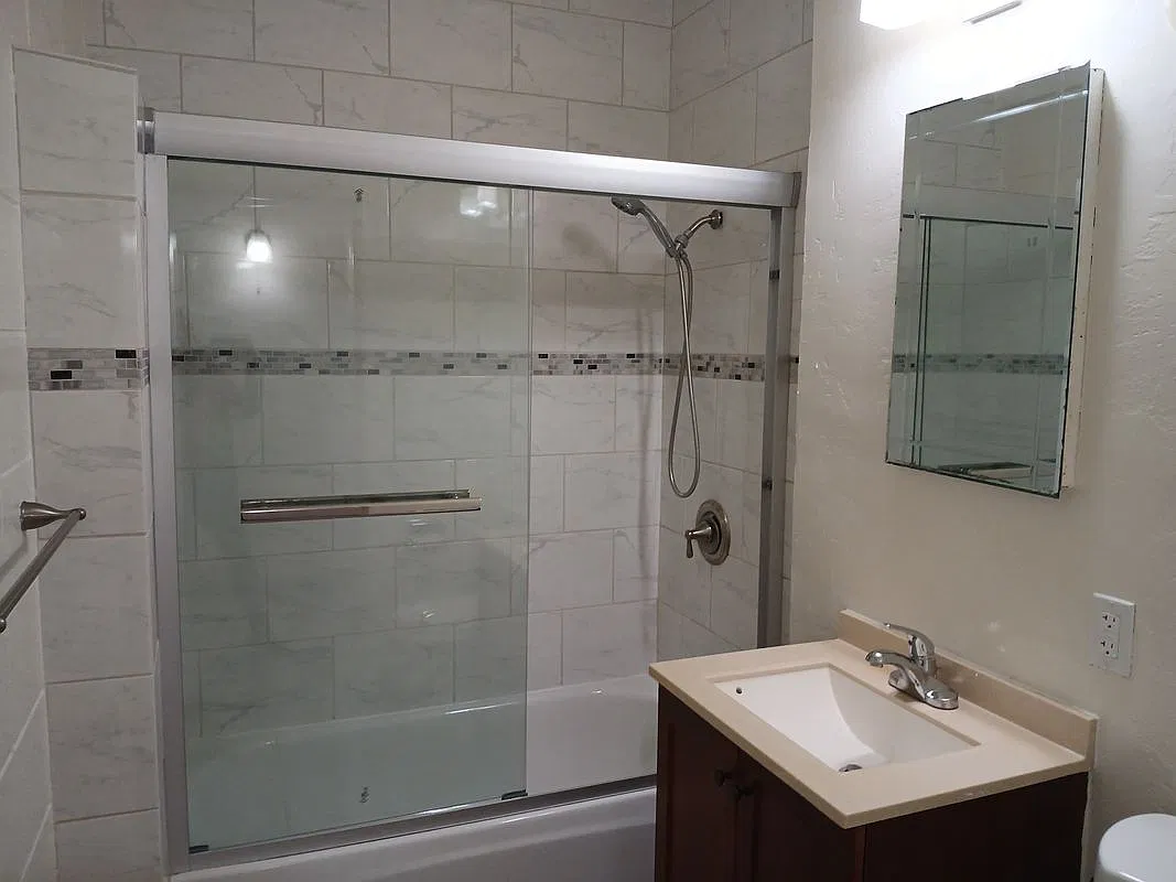 Studio, 1.0 bath, 320 sqft, $2,600 — Photo 4