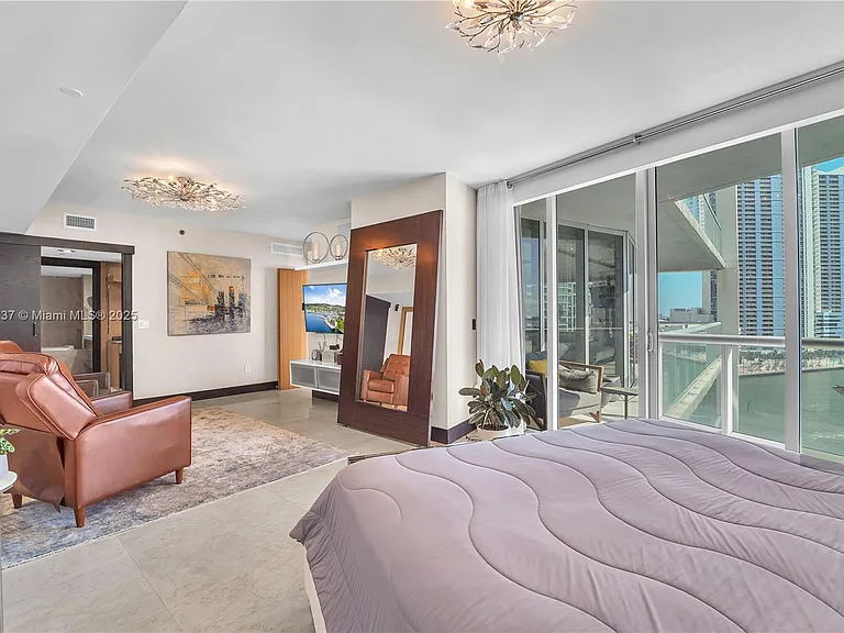 465 Brickell Ave #1001 — Photo 23