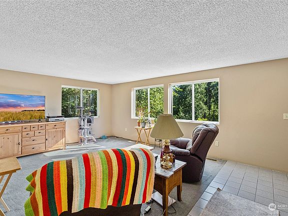 3rd image of 46226 287th Avenue SE