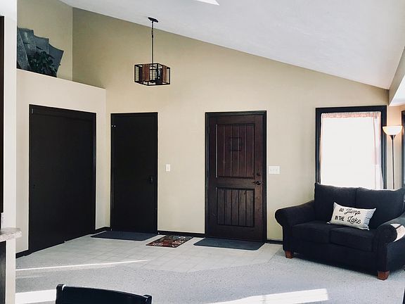 4th image of 2518 Overlook Cir
