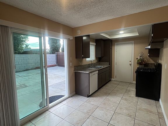 Kitchen and Dinning room