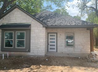 5608 King Ct, Fort Worth, TX 76112