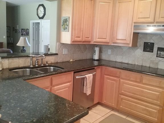 3rd image of 1242 Kiowa Dr W