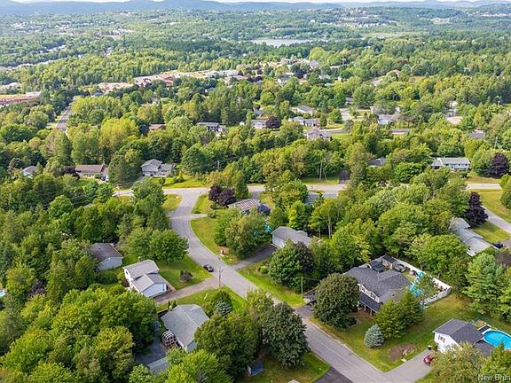 5th image of 5 Esdale Dr
