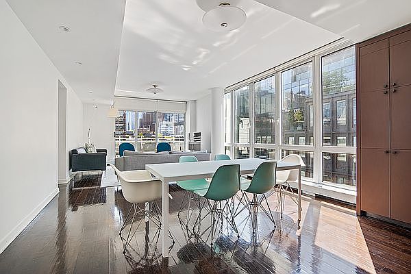 1st image of 22 Renwick St Unit Penthouse 2