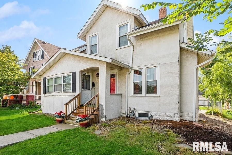 2716 12th Ave, Moline, IL 61265 Zillow