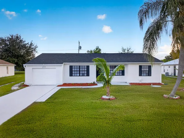 2557 SE Robin Circle, Port St Lucie, FL 34952
