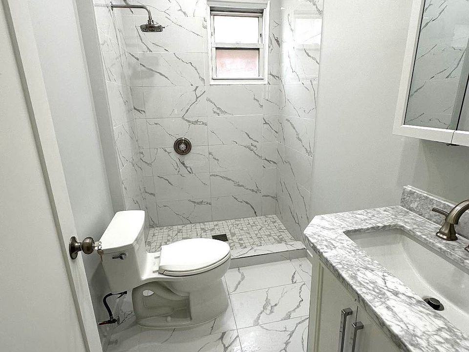 1st image of 3085 41st St #2