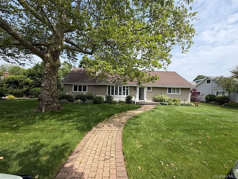3 Deeringwood Ln — Photo 2