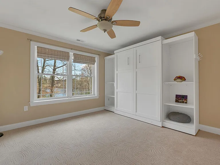 40 Mary Ann Ave — Photo 55