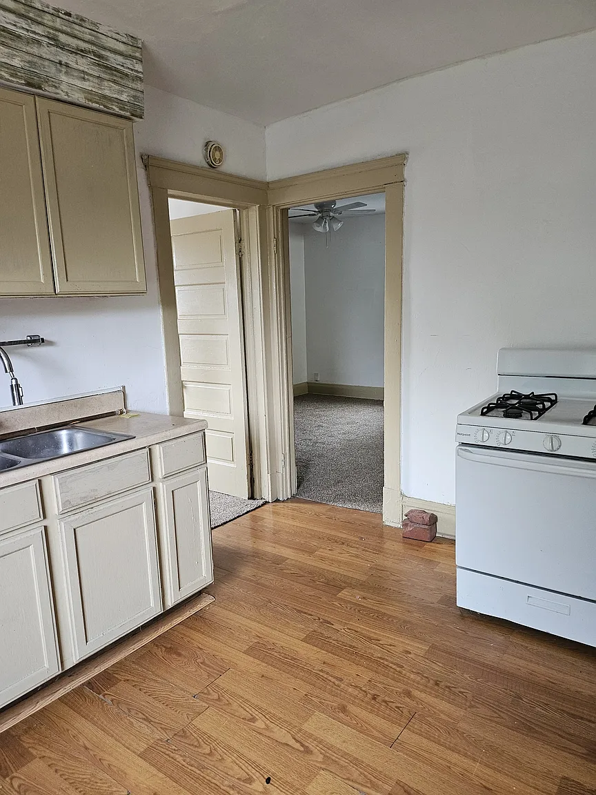 15448 Calcutta Ave #2UR photo 1